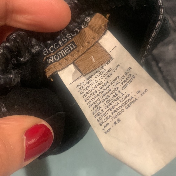 Oviesse Venezia gloves Italy 🇮🇹 - Picture 3 of 5